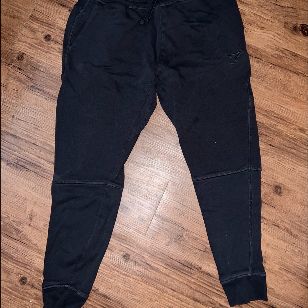 Black Gymshark sweatpants